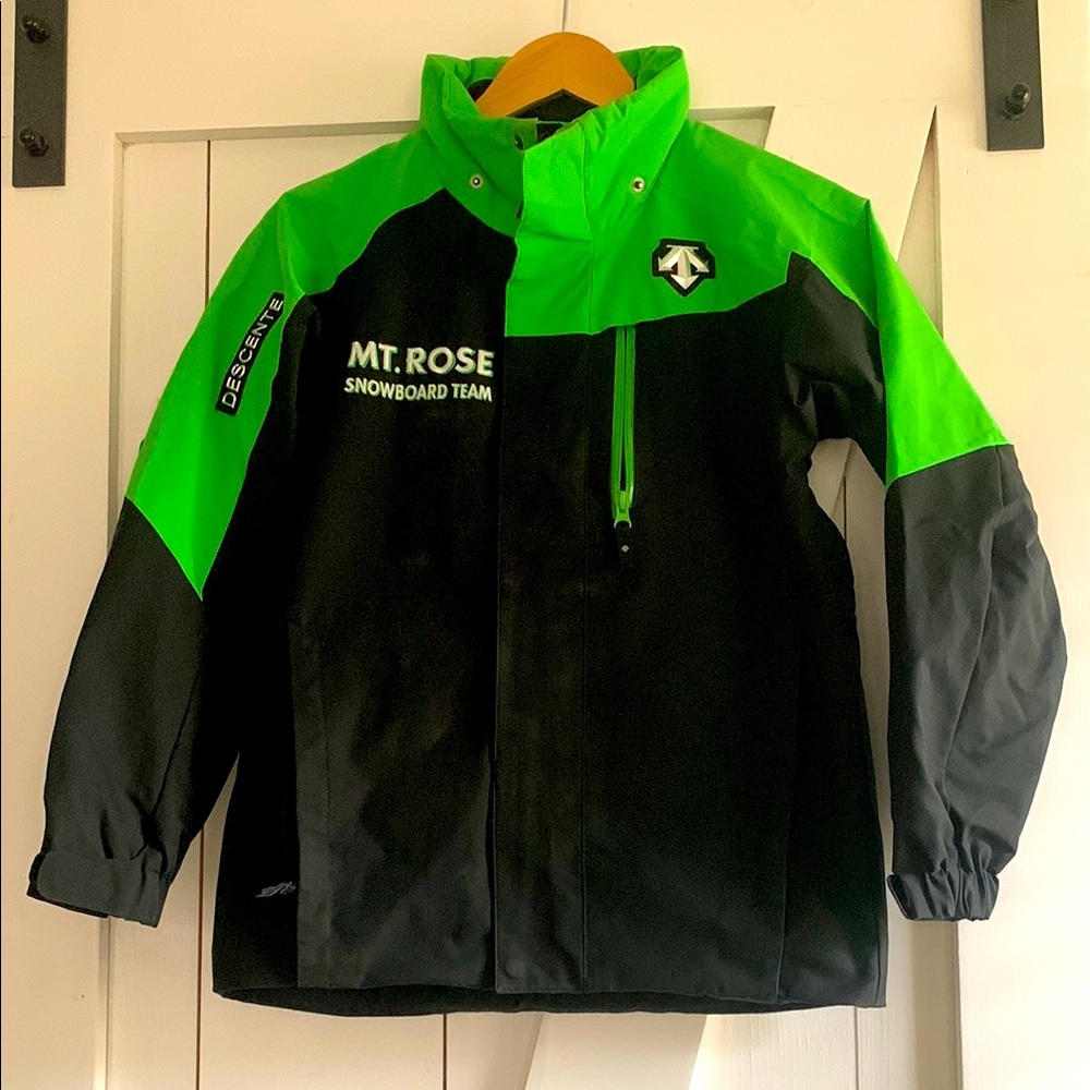 Descente kids ski / snowboard jacket